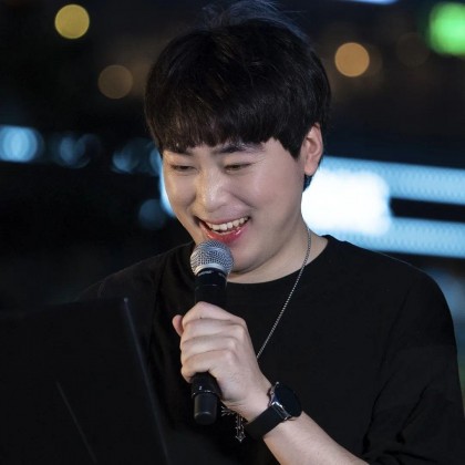 스트리머 로고