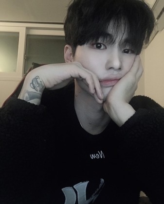 스트리머 로고