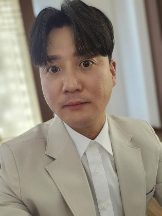 스트리머 로고