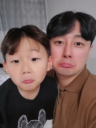 스트리머 로고
