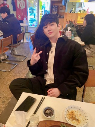 스트리머 로고
