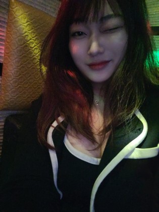 스트리머 로고