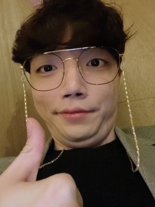 스트리머 로고