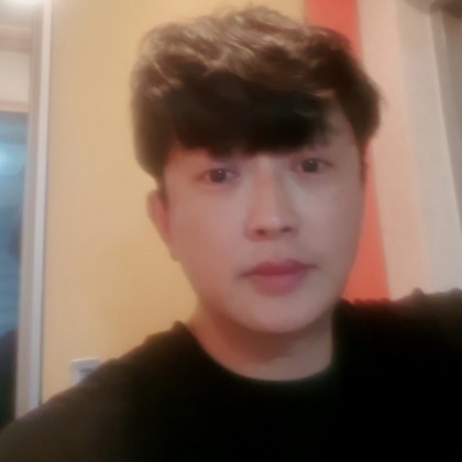 스트리머 로고