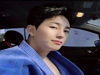 스트리머 로고