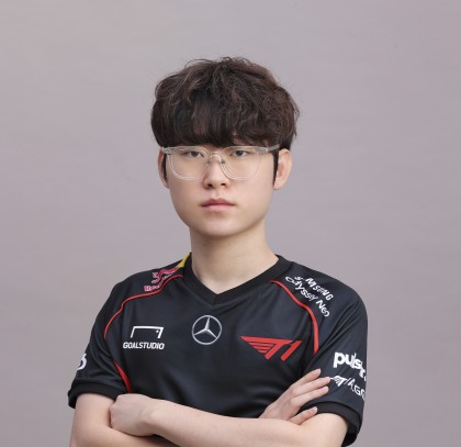 스트리머 로고