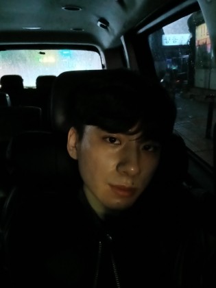 스트리머 로고