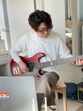 스트리머 로고