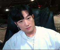 스트리머 로고