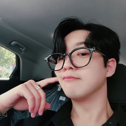 스트리머 로고