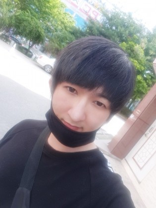 스트리머 로고