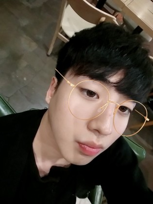 스트리머 로고